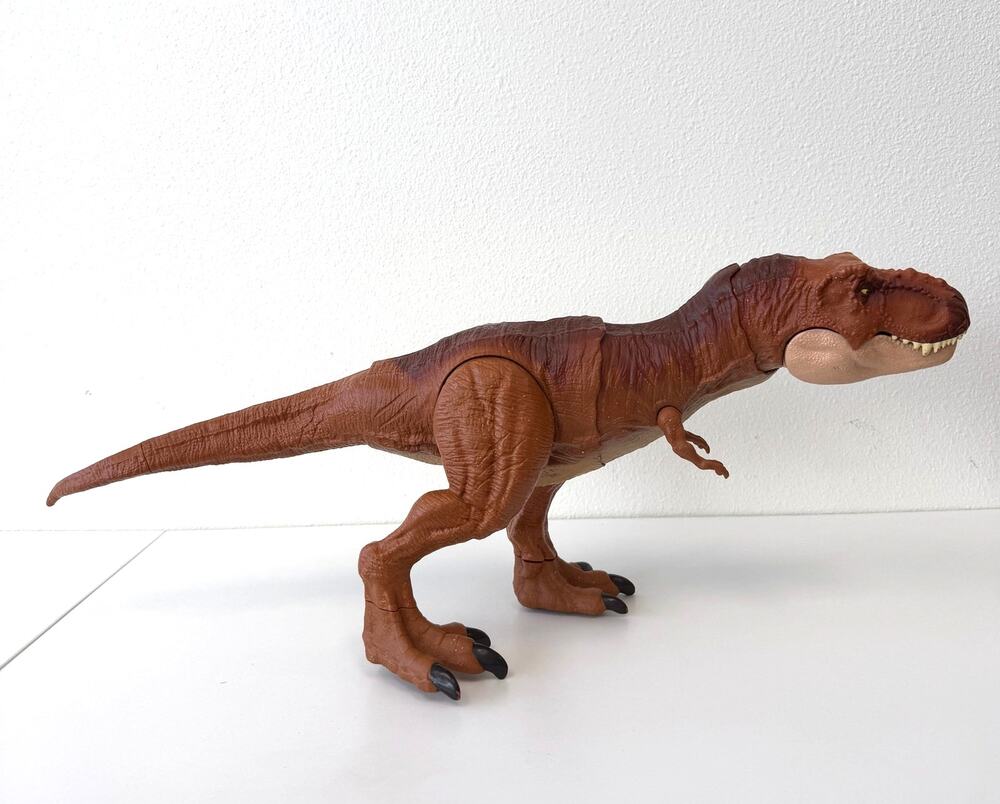 Mattel Jurassic World T-Rex Tyrannosaurus Rex Moveable Dinosaur Figure Toy 22"